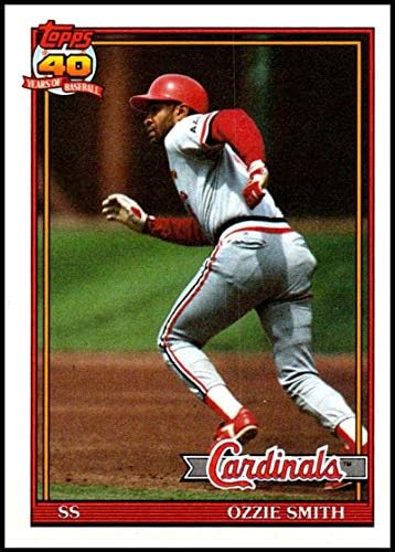 1991 Topps 130 Ozzie Smith NM-MT St. Louis Cardinals Hivatalosan Engedélyezett MLB Baseball Trading Card
