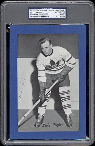 1934-44 Méhkas Billy Taylor (Toronto Maple Leafs) Dedikált/Aláírt - PSA/DNS - Jégkorong Asztalon Régi Kártyák