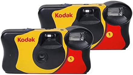 Kodak FunSaver Egyszerhasználatos Fényképezőgép ISO 800 35 mm-es Vakuval 27 Kitettségek (Csomag 2) Plusz egy Bónusz Környezetbarát