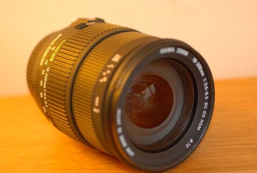 Sigma 18-200mm F3.5-6.3 II DC OS HSM Objektív a Nikon TÜKÖRREFLEXES Fényképezőgép (RÉGI MODELL)